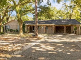 6308 Vicksburg Dr, Pensacola, FL 32503