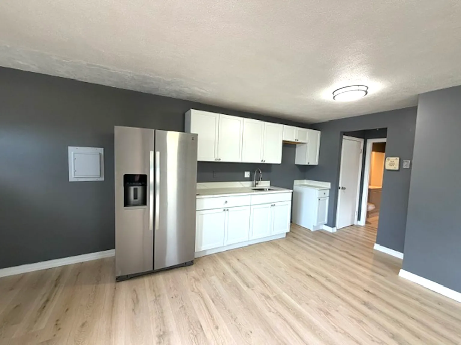 1 bed, 685 sqft, $1,800 — Photo 2