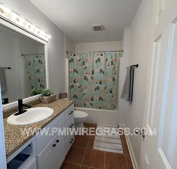 202 Pondella Dr — Photo 23