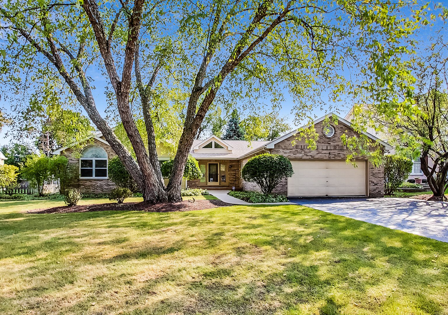 57 Crystal Ridge Dr, Crystal Lake, IL 60012 Zillow