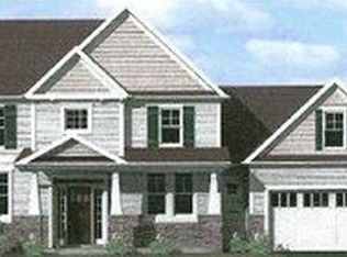 34 Forest Creek Dr, Spencerport, NY 14559