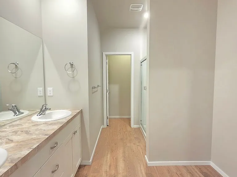 5711 W Georgetown Ln — Photo 19