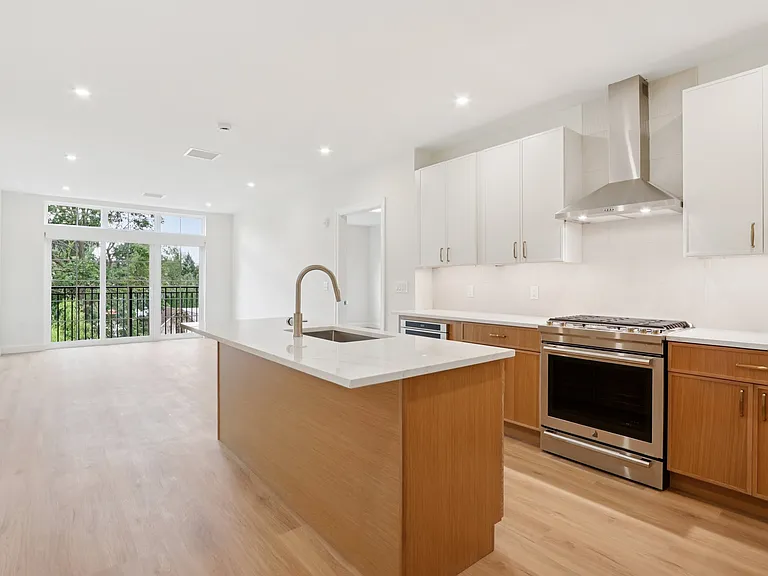 201 WALNUT — Photo 21
