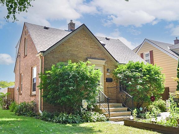 2nd image of 2426 S 73rd STREET