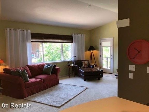 4th image of 1012 Sonoma Cir Unit 5C