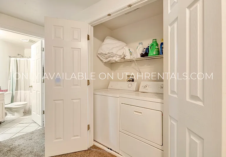 455 Belmont Pl #164-2 — Photo 5