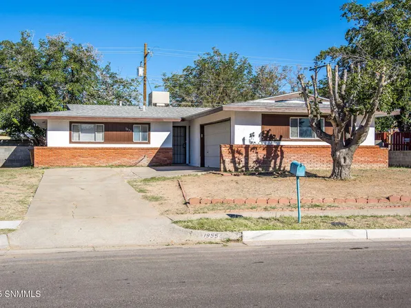1955 Martha Dr, Las Cruces, NM 88001