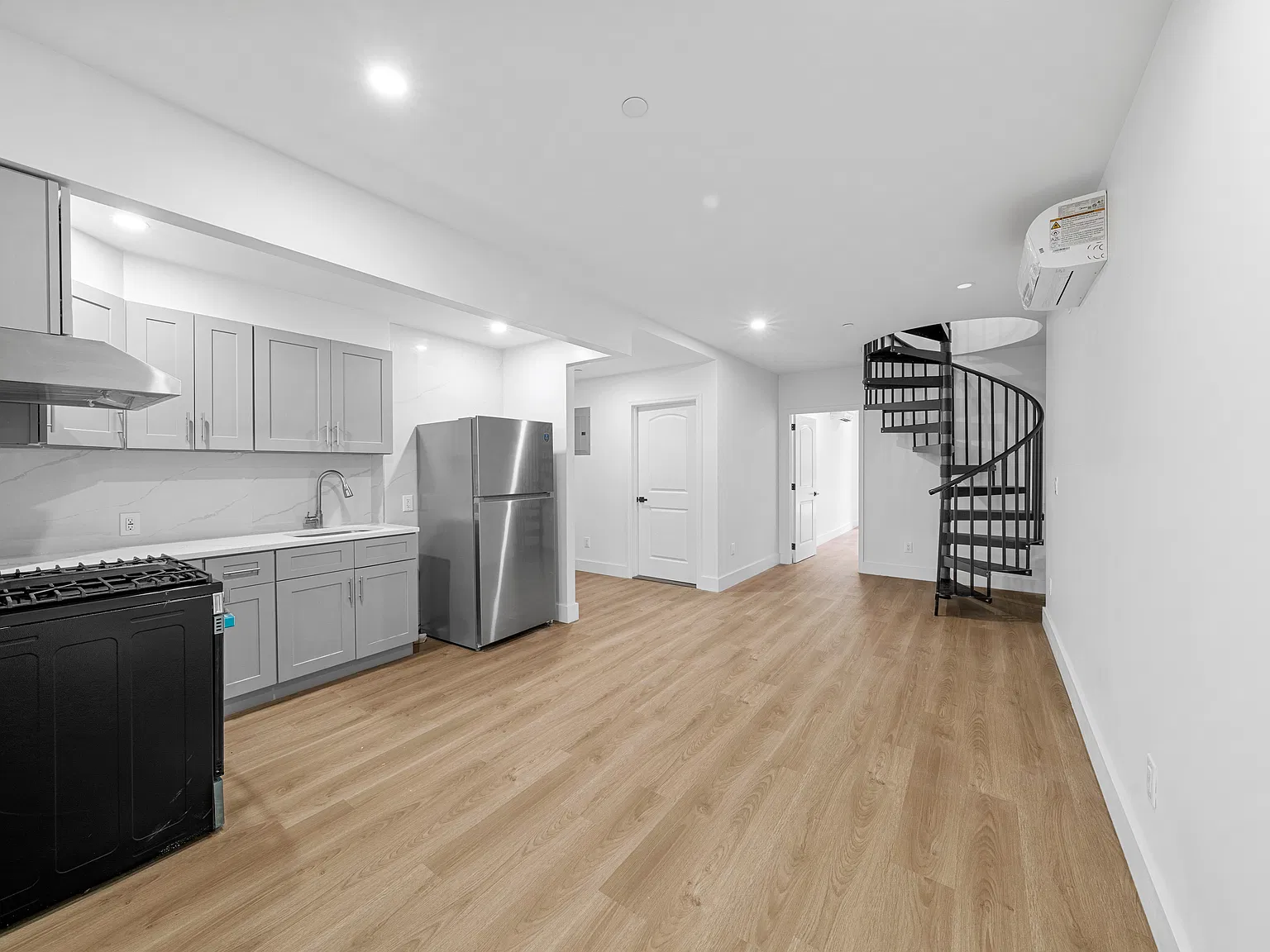 1116 Madison St — Photo 1