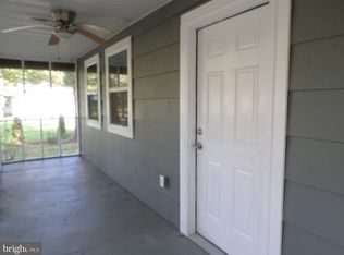 250 Wildwood Rd, Colonial Beach, VA 22443