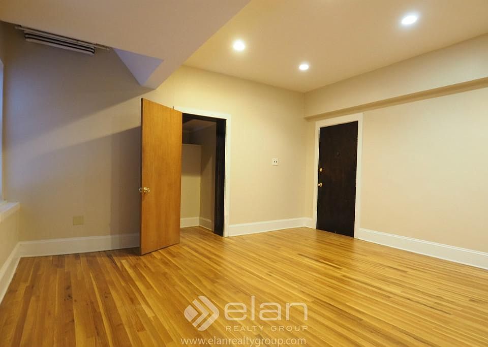 1st image of 948 W Cuyler Ave APT 6