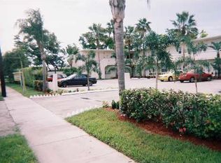 900 NW 26th St, Wilton Manors, FL 33311