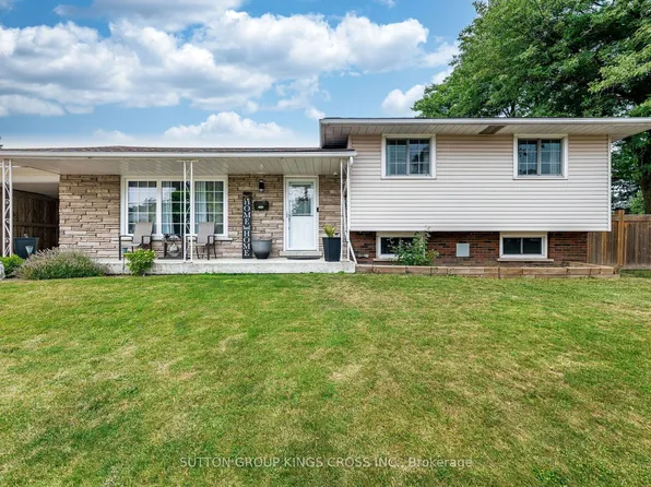 2 Maitland Ave, Hamilton, ON L9A 3J3