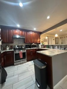 31 S Grove Street, Valley Stream, NY, 11580
