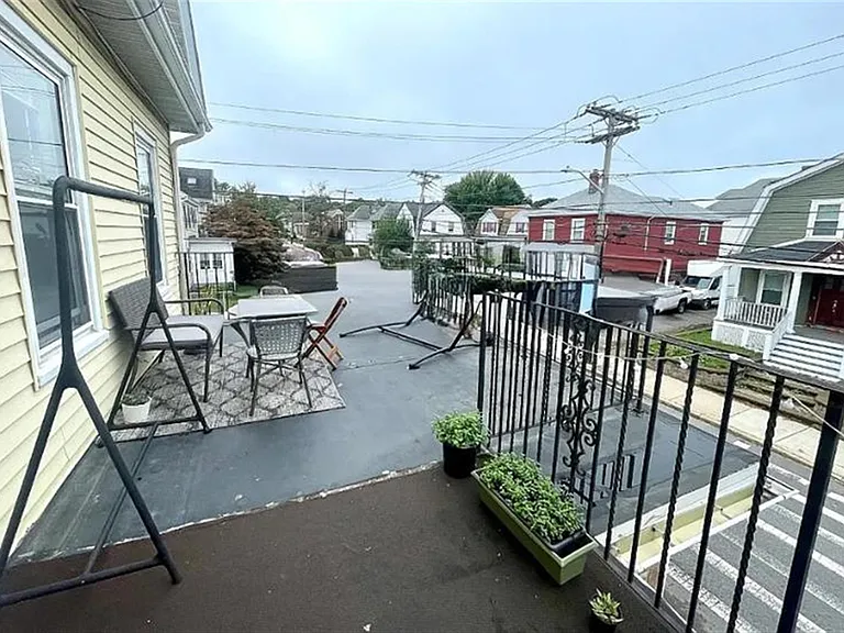 123 Winthrop St — Photo 5