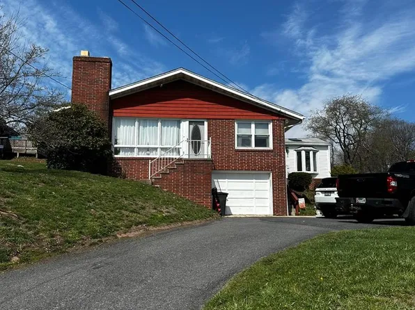 334 Allegany St, Frostburg, MD 21532