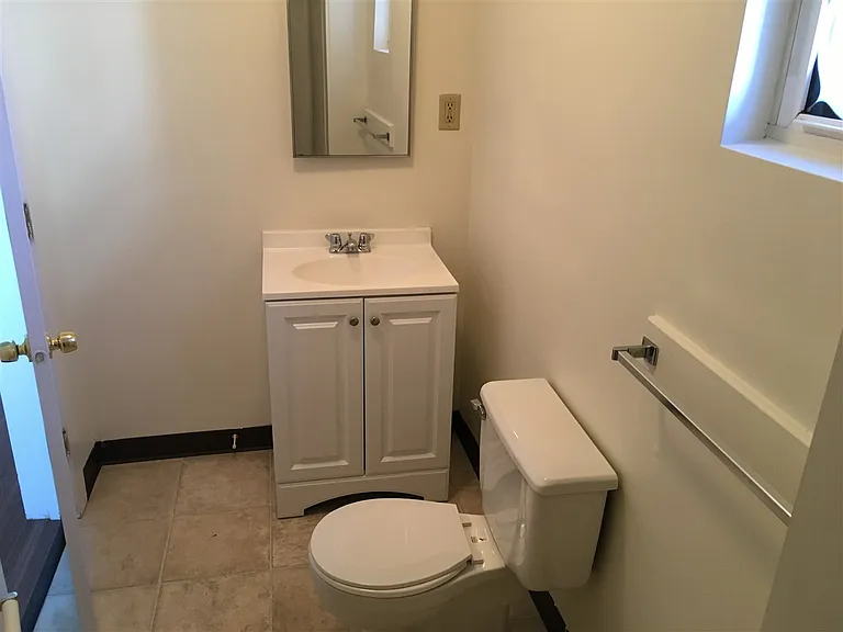 82 3rd St #1 — Photo 38