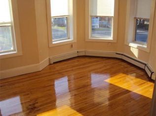 878 Worthington St APT 2R, Springfield, MA 01105