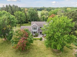265 Medina Rd, Wayzata, MN 55391