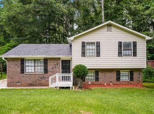 2081 Countydown Ln, Stone Mountain, GA 30088