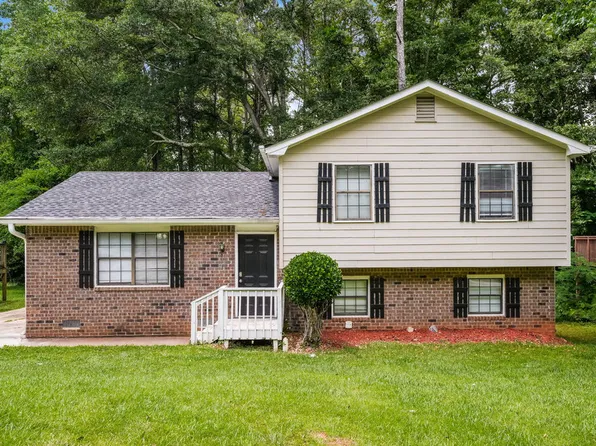 2081 Countydown Ln, Stone Mountain, GA 30088