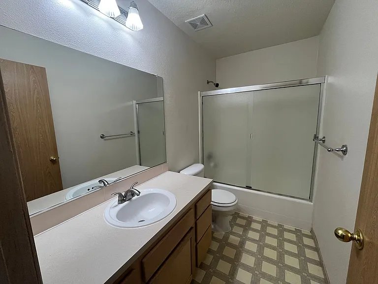 8532 NE Knott St #A-D — Photo 14