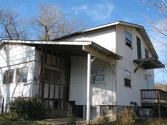 2nd image of 16107 Riverview Dr