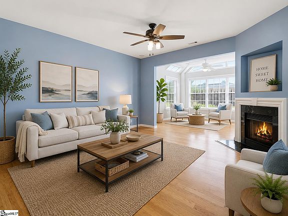 4th image of 102 High Crest Ct