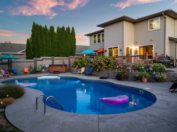 2202 S Dawes Ct, Kennewick, WA 99338