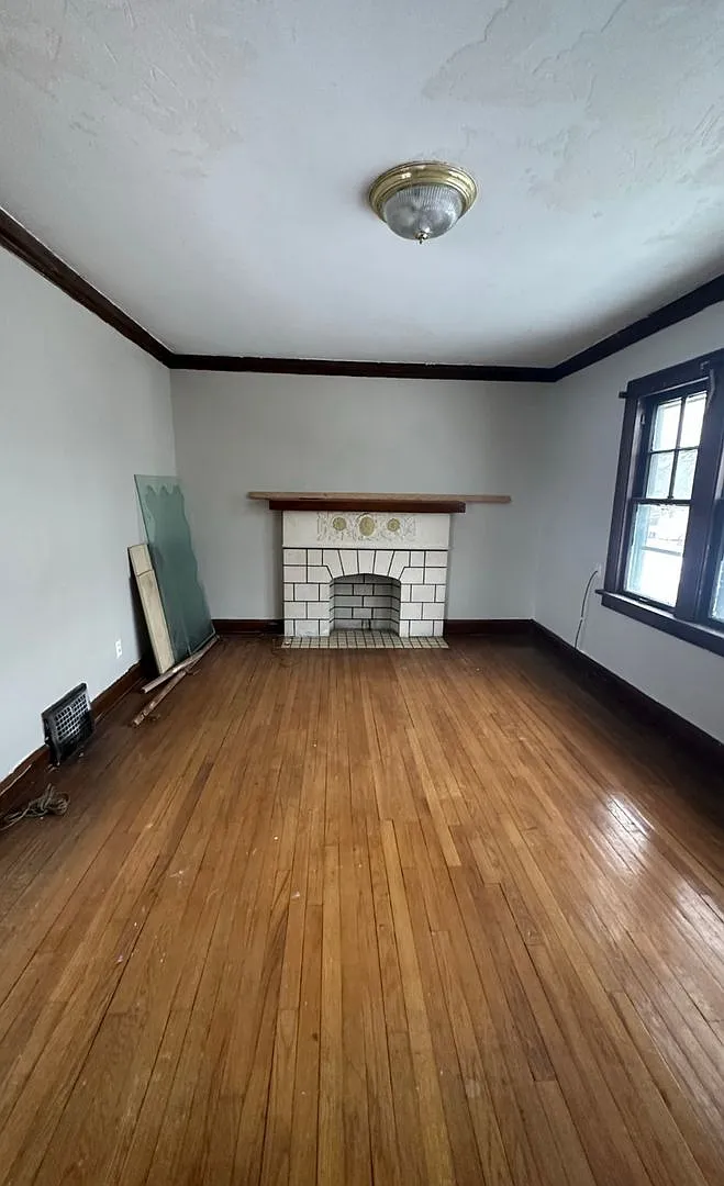3908 E 123rd St — Photo 3