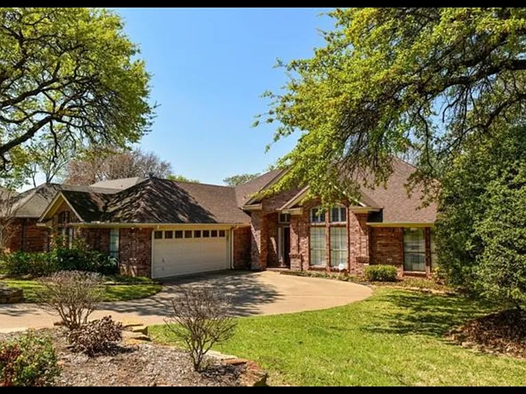 7921 Kendra Ln — Photo 21