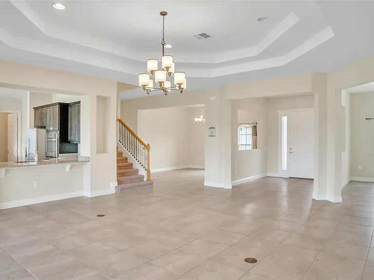 1081 Windlass Ct — Photo 14