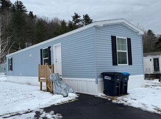 4 Seminole Dr, North Adams, MA 01247