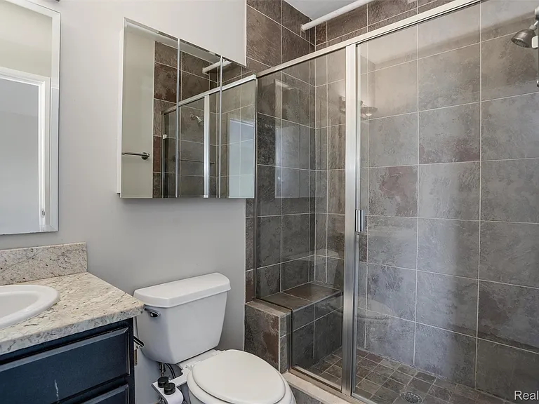 6533 E Jefferson Ave #413W — Photo 35