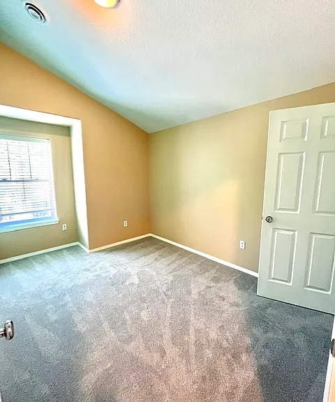 1228 NE 86th Way — Photo 8