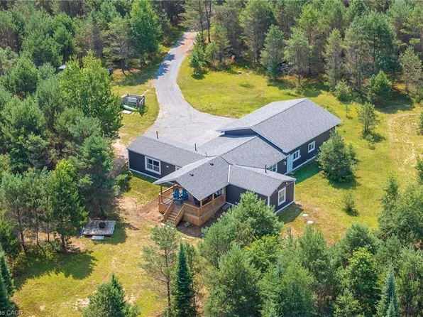 889 Sandhill Rd, Sundridge, ON P0A 1Z0