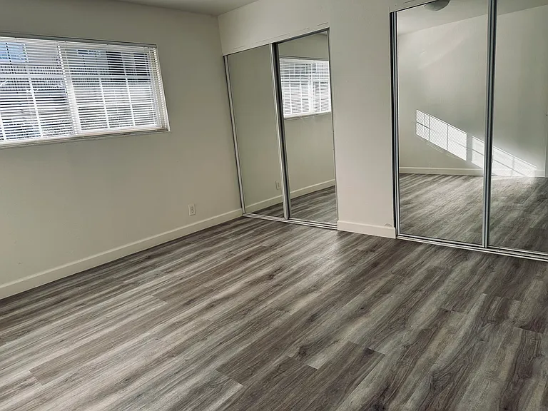 655 Sycamore Ave #11 — Photo 15