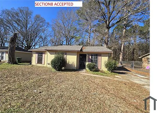4104 Lone Oak Dr