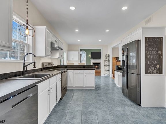 4th image of 81 Ridge Rd