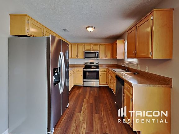 5th image of 513 Hackney Dr