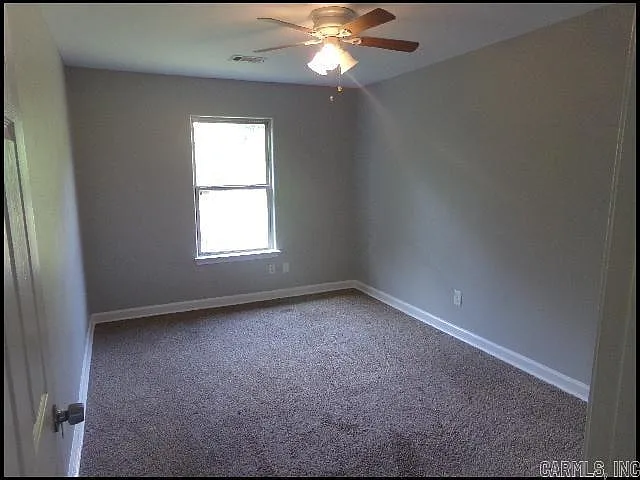 185 Charles Dr — Photo 6