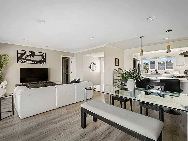 963 S Russelee Dr — Photo 15