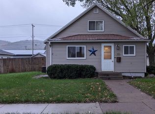 518 N Michigan St, Prairie Du Chien, WI 53821