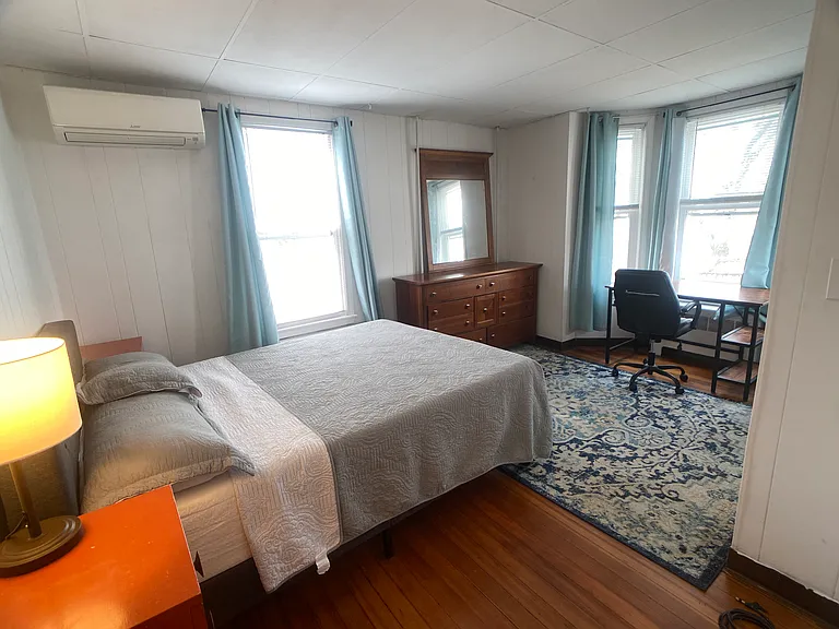 88 Concord Ave #1 — Photo 1
