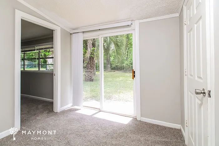 229 Dogwood Ave — Photo 6