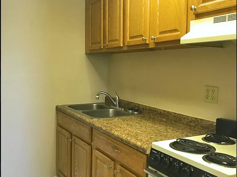 St. Agnes Apartments — Photo 32