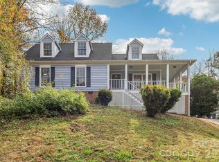 5618 All Saints Ln, Charlotte, NC 28226