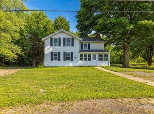 859 Clevenger Rd, Ontario, NY 14519