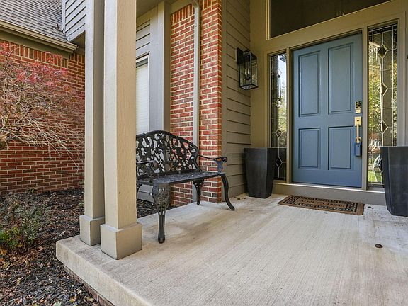 4th image of 86 Misty Oak Pl