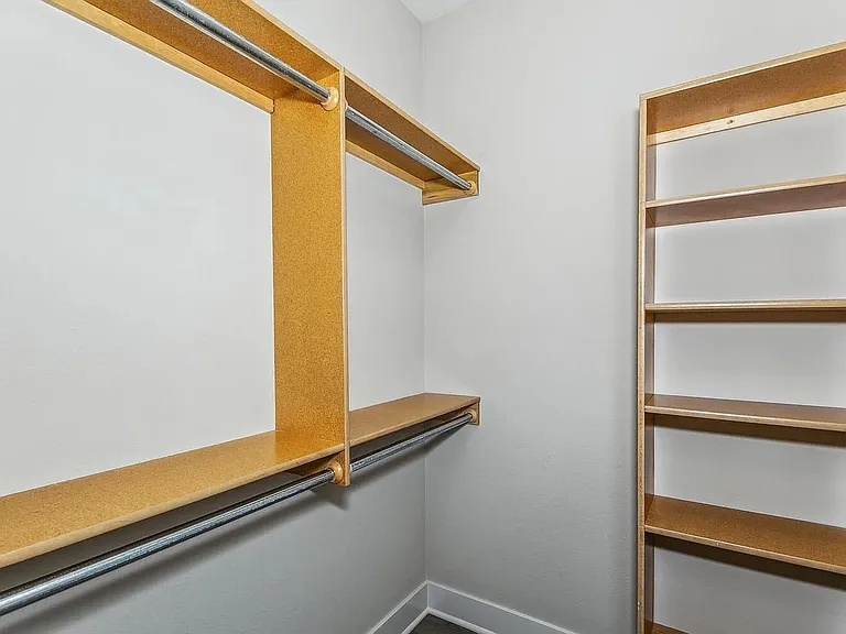 3514 W 45th St S — Photo 17