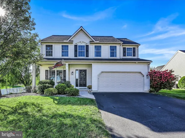 519 Sweetwater Dr #L-0025, Palmyra, PA 17078